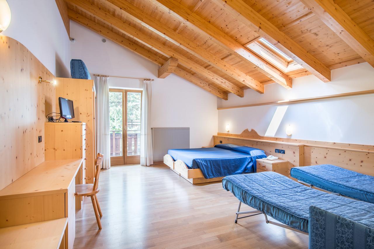 Al Pian Garni Hotel - B&B & Pizza ヴァッターロ エクステリア 写真